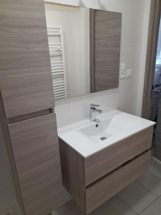 Appartement Lumineux Et Central โพรพริอาโน ภายนอก รูปภาพ